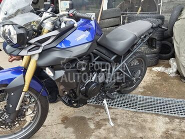 Triumph Tiger 800