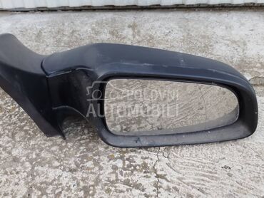 Desni mehanicki retrovizor za Opel Astra H od 2004. do 2009. god.