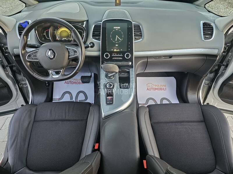 Renault Espace N.A.V.I