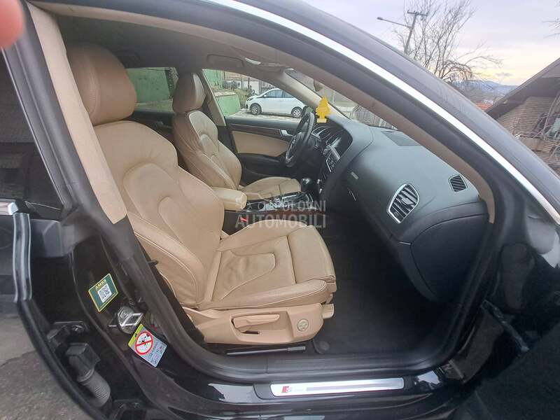 Audi A5 2.0TFSI4x4švajcarska