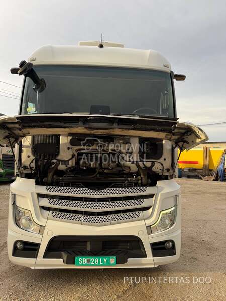 Mercedes Benz 1845 MP5 stream space