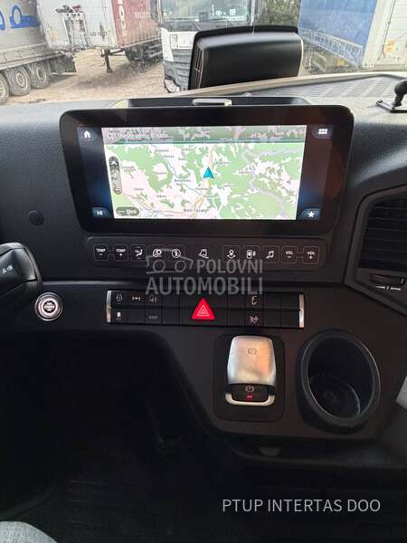 Mercedes Benz 1845 MP5 stream space