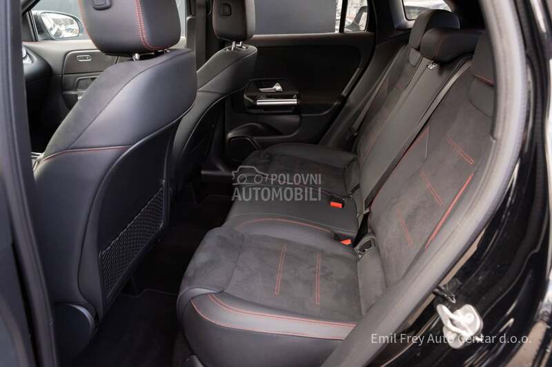 Mercedes Benz GLA 200 d 4MATIC