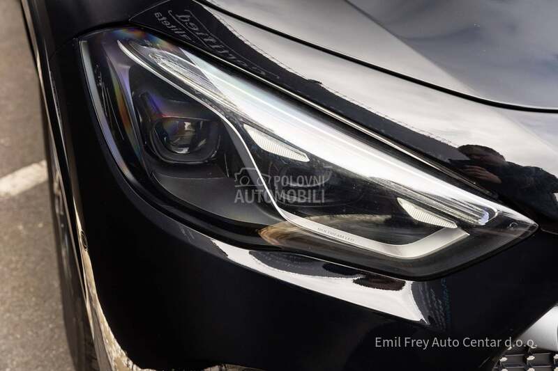 Mercedes Benz GLA 200 d 4MATIC