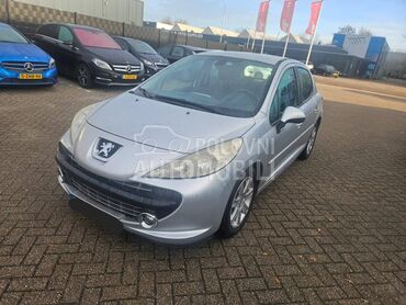 Peugeot 207 1.4 za delove