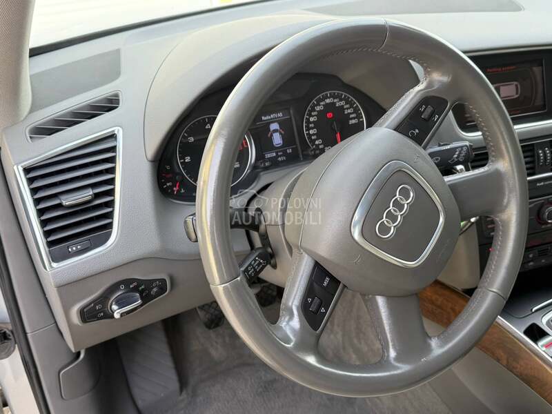 Audi Q5 T D I  TIP T0P