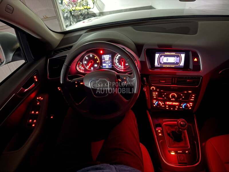 Audi Q5 T D I  TIP T0P