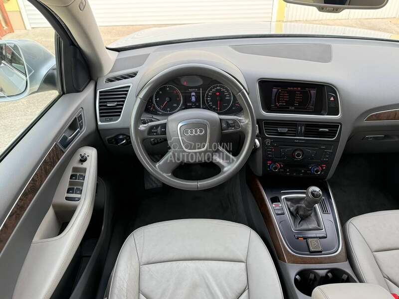 Audi Q5 T D I  TIP T0P