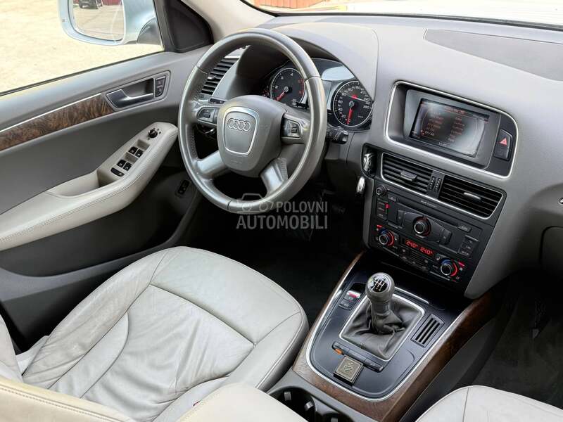 Audi Q5 T D I  TIP T0P