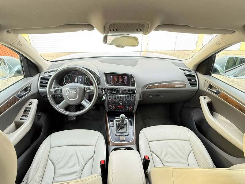 Audi Q5 T D I  TIP T0P