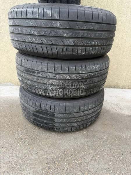 Kumho 235/55 R19 Letnja