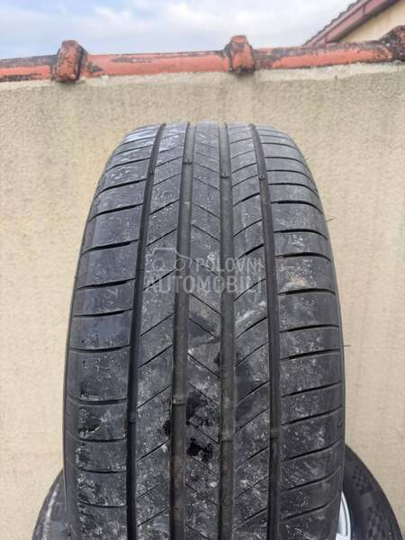 Kumho 235/55 R19 Letnja