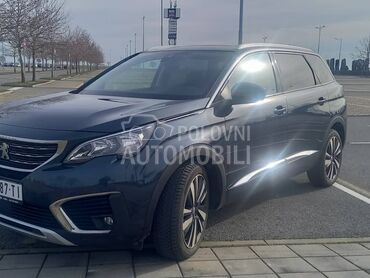 Peugeot 5008 1.5 hdi ALLURE, PANO