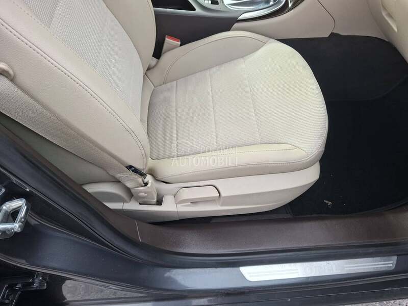 Opel Insignia 4x4 COSMO