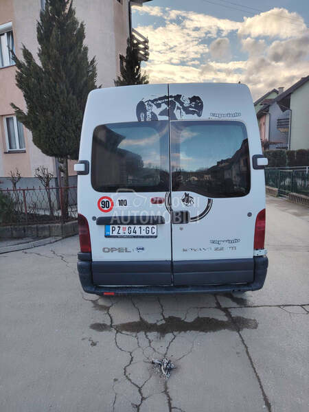 Opel Movano 