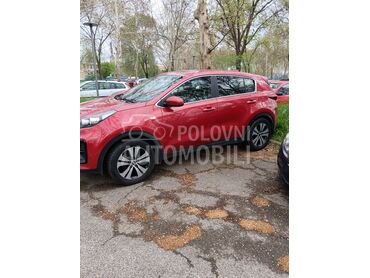 Kia Sportage 1.6GDI LX M/T FWD
