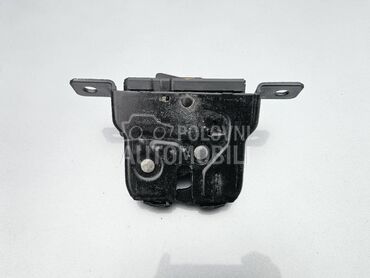 Brava gepeka unutrasnja za BMW 125, 116, 118 ... od 2011. do 2014. god.