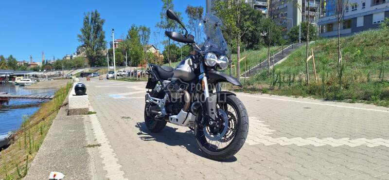 Moto Guzzi V85TT TRAVEL