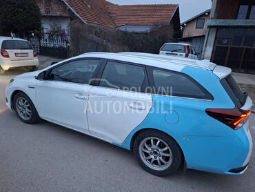 Toyota Auris 1.8
