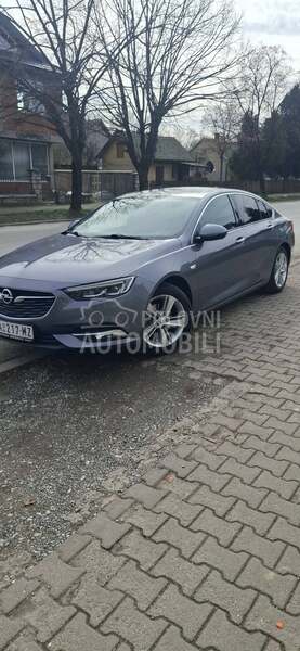 Opel Insignia 