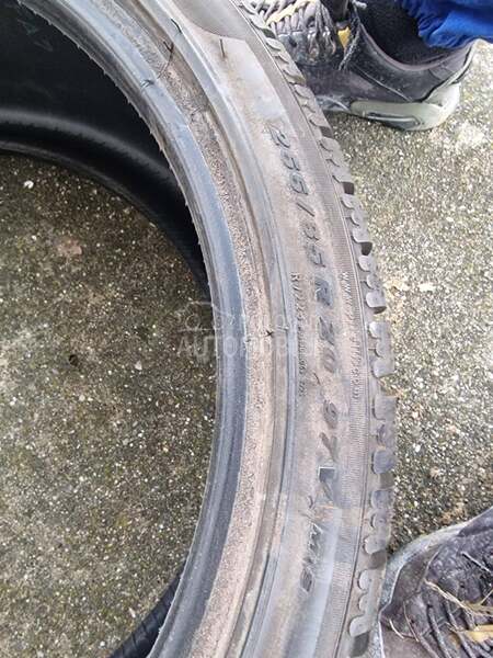 Pirelli 255/35 R20 Zimska