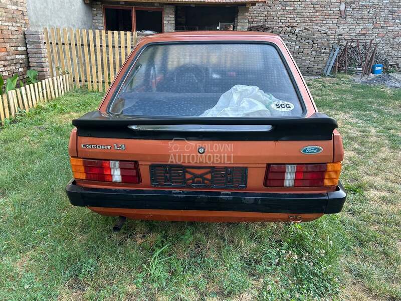 Ford Escort 