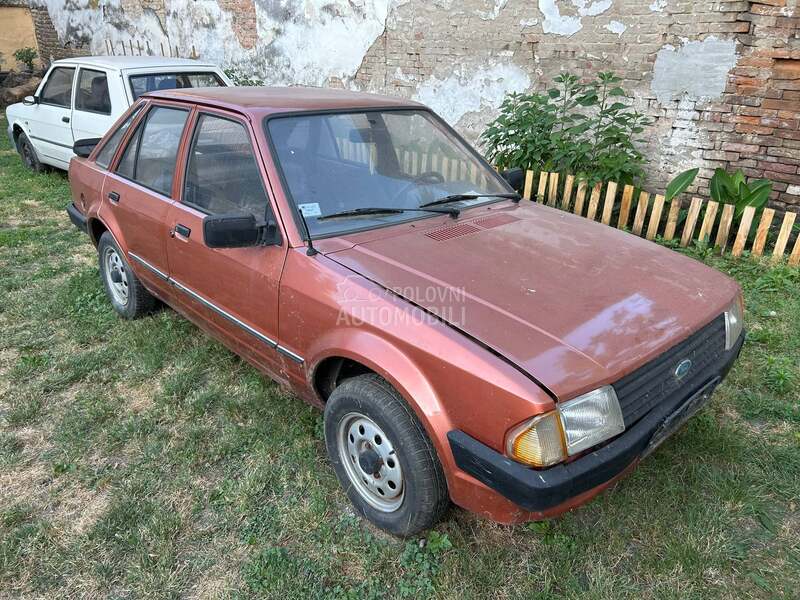 Ford Escort 