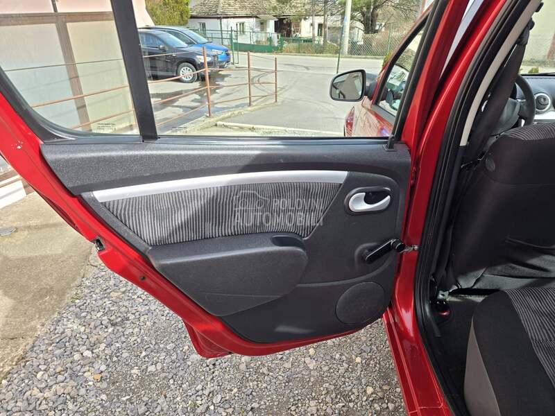 Dacia Sandero 1.6 B CH