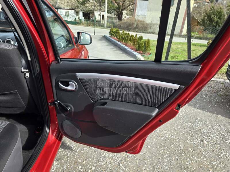 Dacia Sandero 1.6 B CH