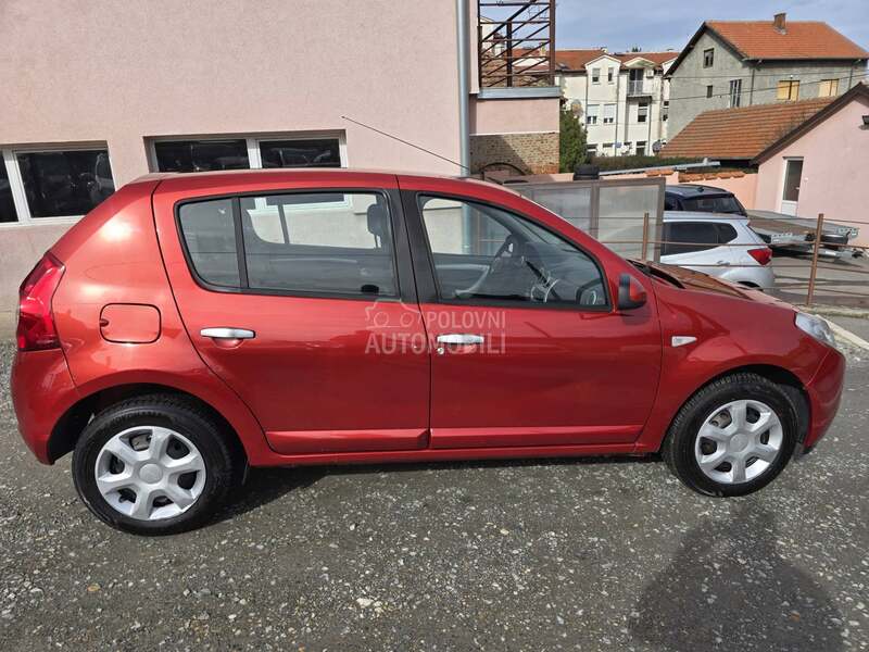 Dacia Sandero 1.6 B CH