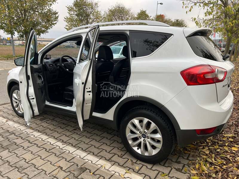 Ford Kuga TITANIUM