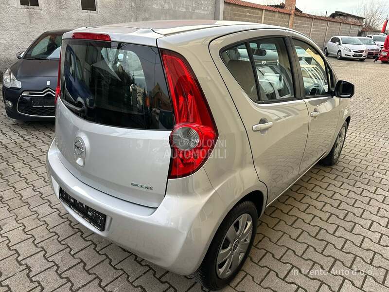 Opel Agila 1.0