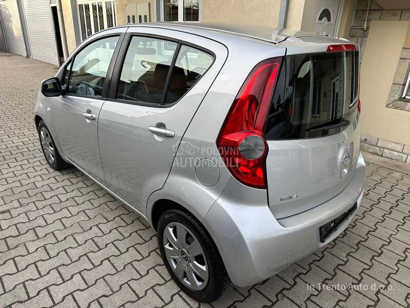 Opel Agila 1.0