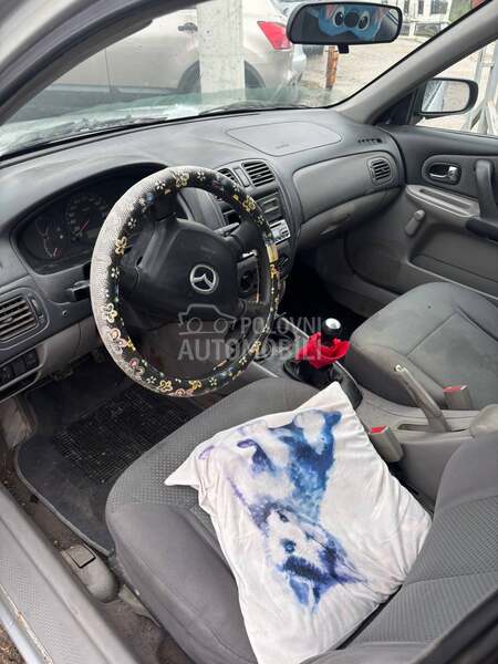 Mazda 323 2.0