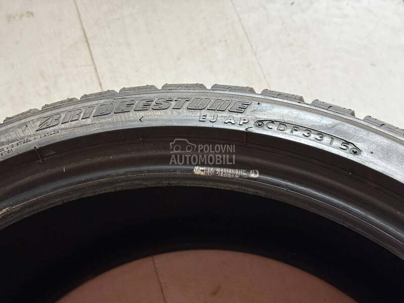 Bridgestone 255/35 R19 Zimska