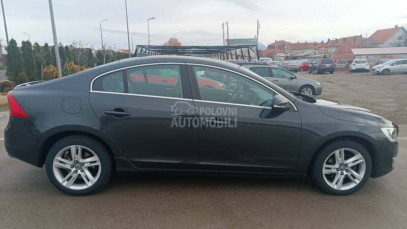 Volvo S60 D2