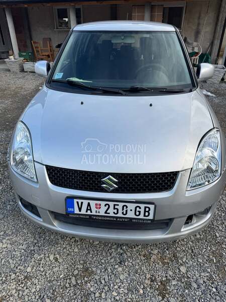 Suzuki Swift 