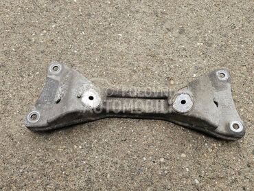 Nosac manuelnog menjaca za BMW 116, 118, 120 od 2011. do 2014. god.