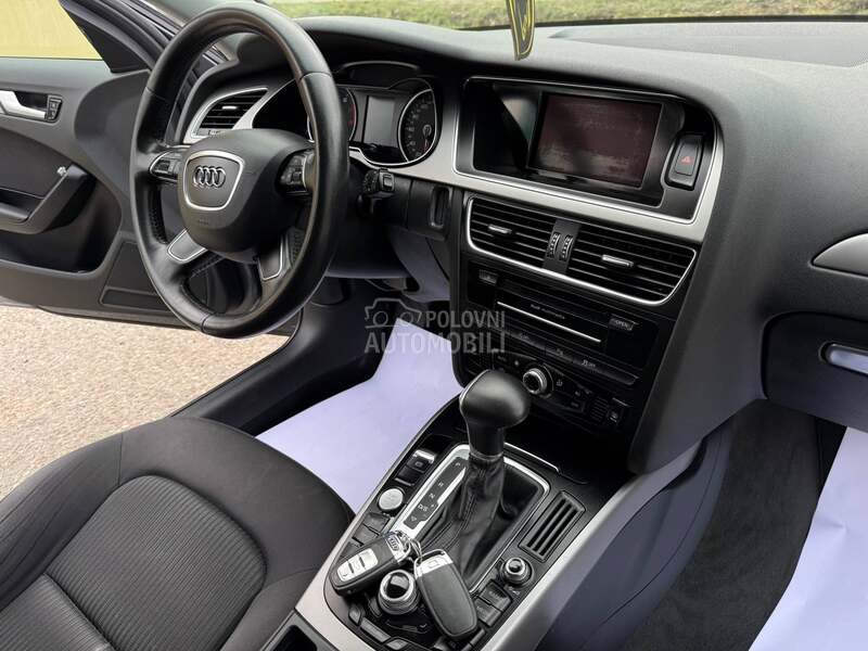 Audi A4 T0P STANjE/F-ULL