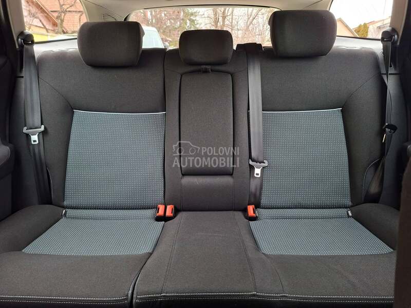 Ford Mondeo PROČITATI TEXT