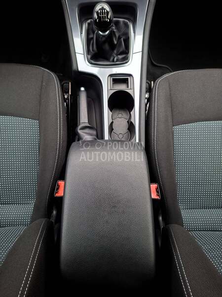 Ford Mondeo PROČITATI TEXT