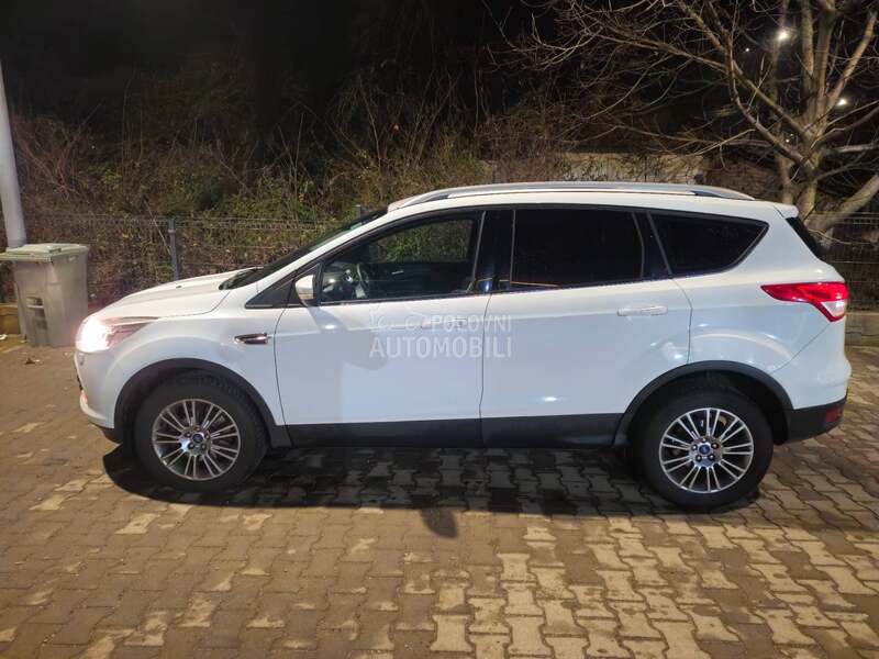 Ford Kuga 