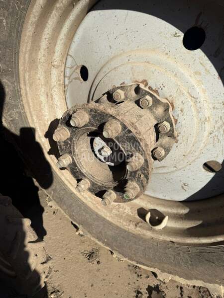 Belarus 1221 tockovi 18.4 r38