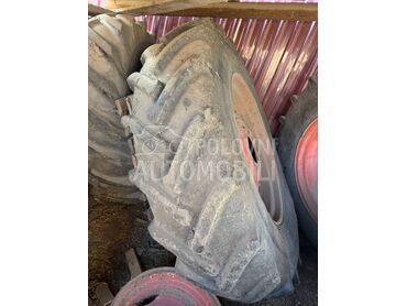 Belarus 1221 tockovi 18.4 r38