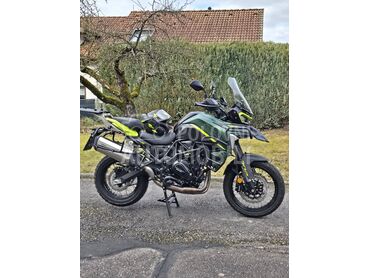 Benelli trk 702x