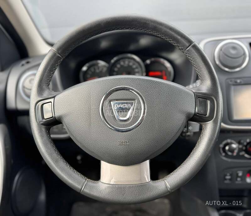 Dacia Stepway 1.5 DCI // NAV