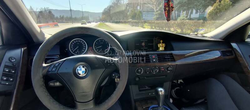 BMW 520 e60