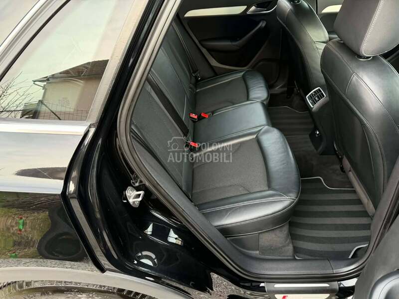 Audi Q3 S line/4x4/Led