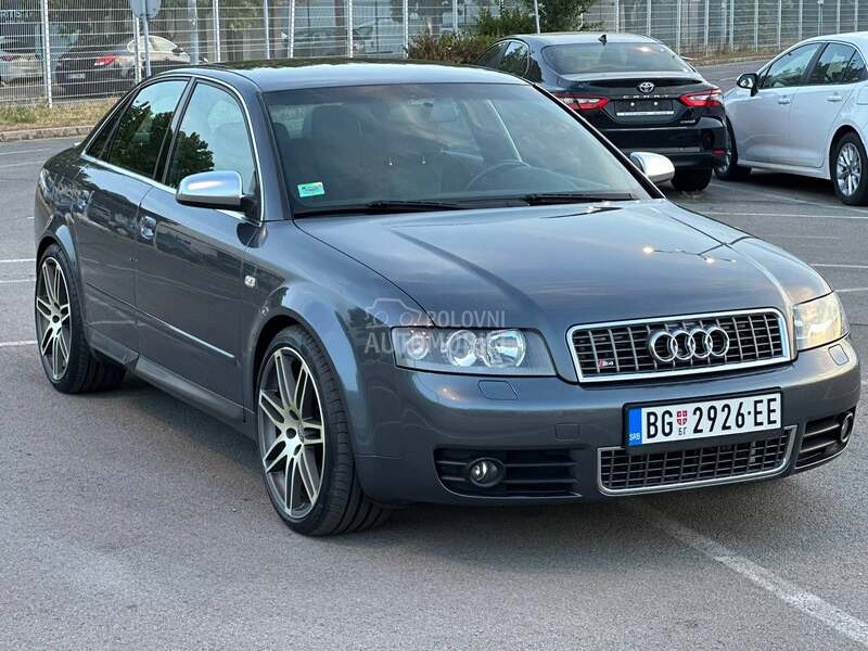 Audi S4 4.2 B6