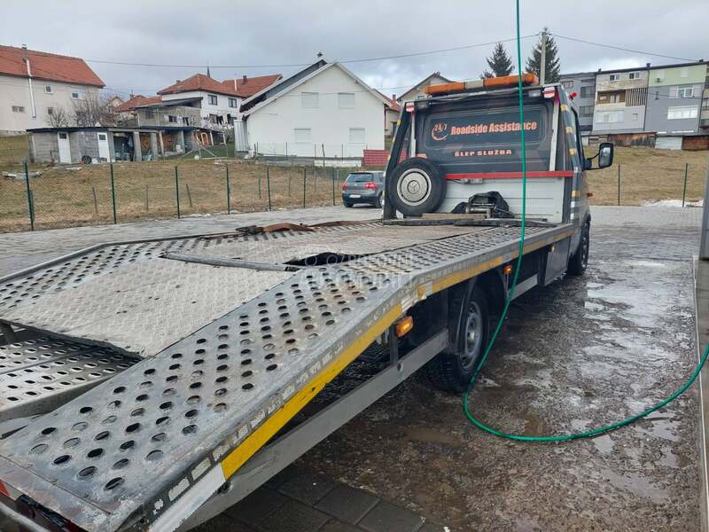 Mercedes Benz sprinter